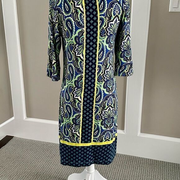 Hatley blue paisley pullover jersey dress. - Picture 4 of 6